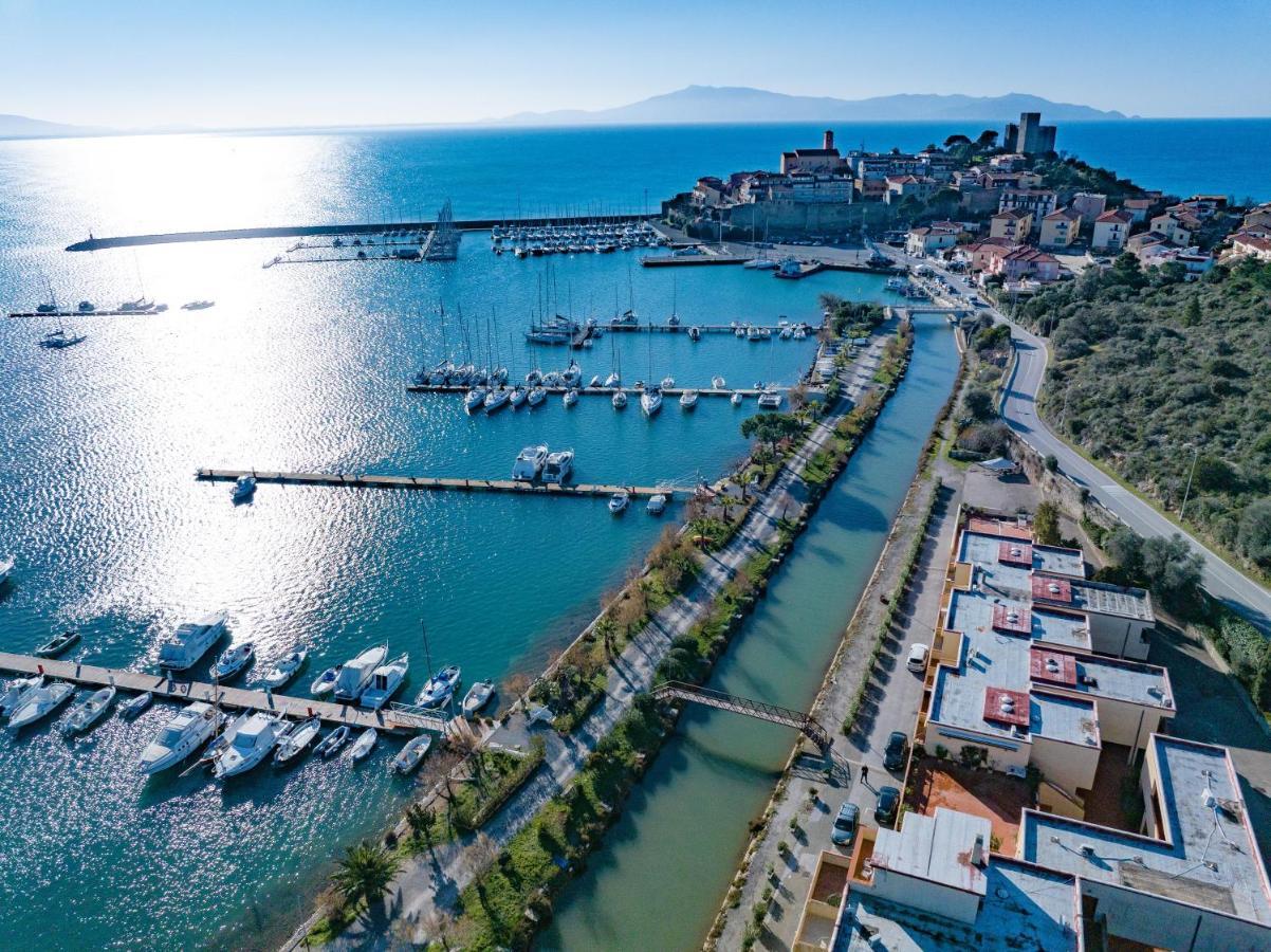 Affitti Brevi Toscana - La Vista Sul Porto ตาลาโมเน ภายนอก รูปภาพ