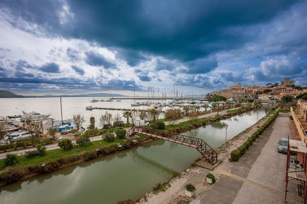 Affitti Brevi Toscana - La Vista Sul Porto ตาลาโมเน ภายนอก รูปภาพ